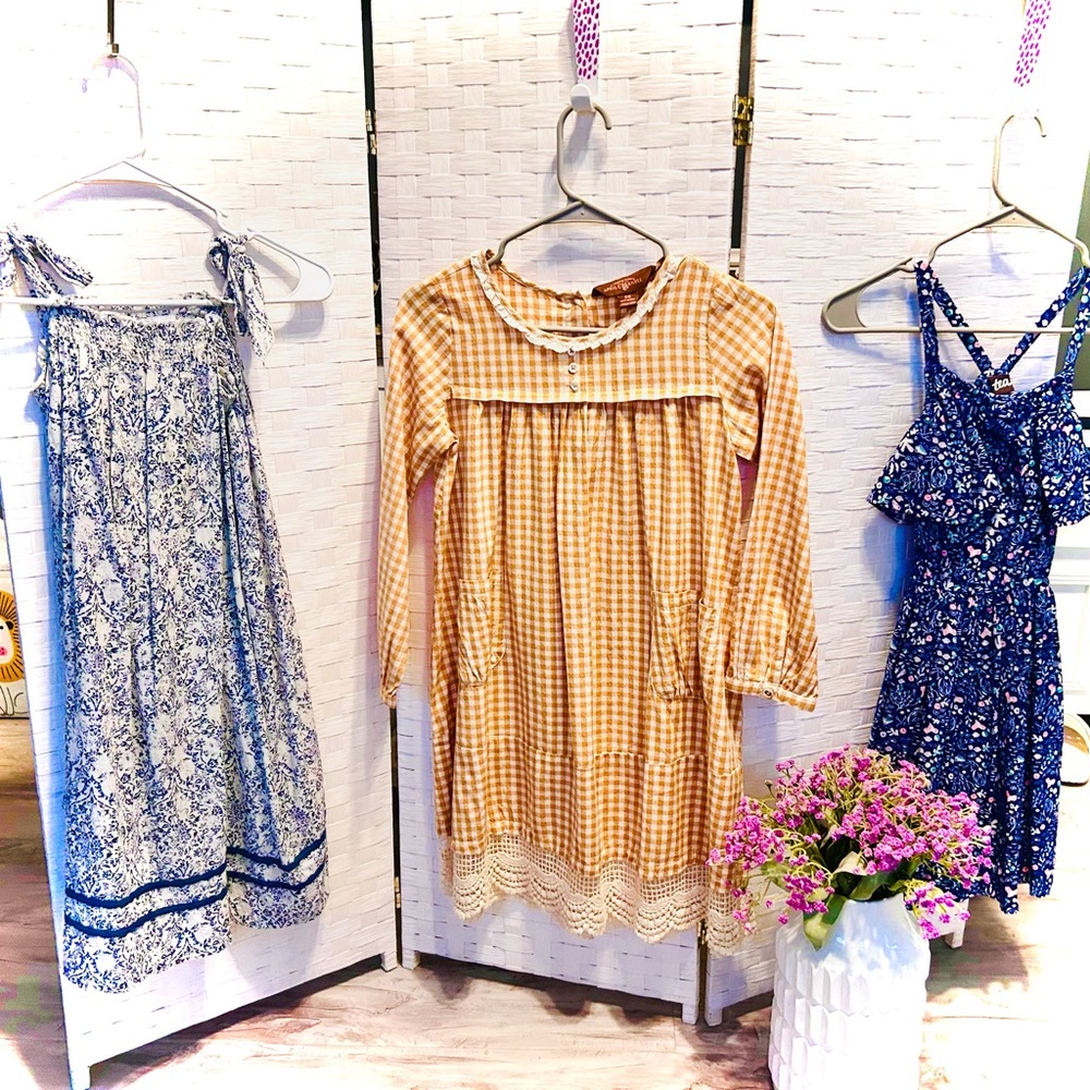 Bundle of girls dresses